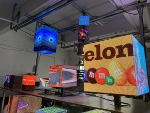 LED Magic Cube Screen is usually used in scenes such as exhibition display, brand promotion, and art installation, attracting audiences with unique creativity and immersive experience.